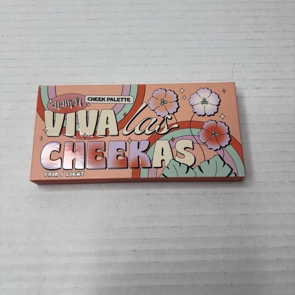 ALAMAR COSMETICS Viva Las Cheekas Cheek Fair/Light Palette - Picture 1 of 5